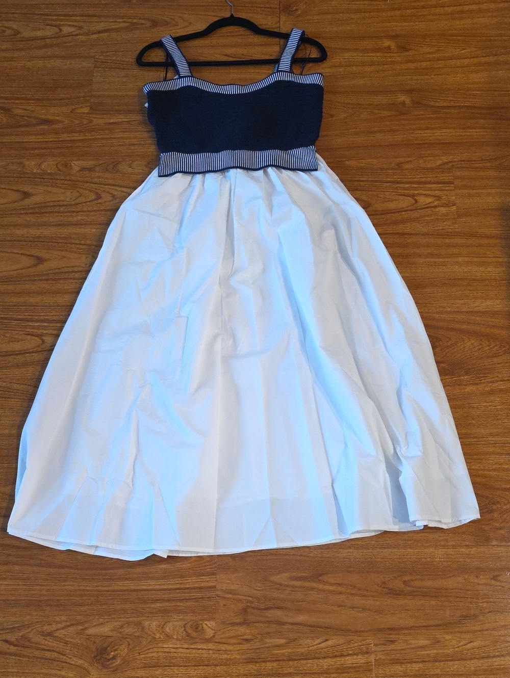 Moon River Crochet Navy Bodice with White Skirt Dress - Picture 3 of 5